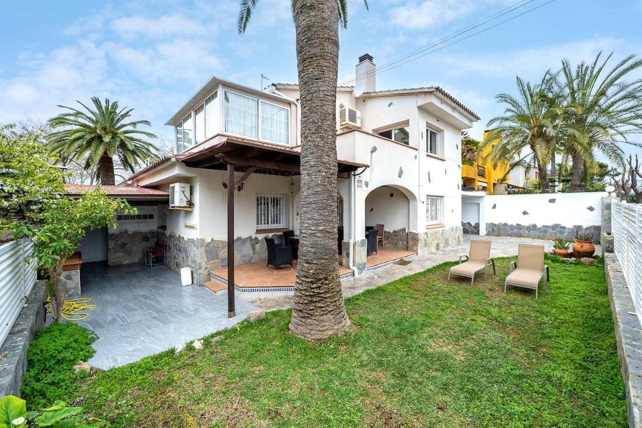 Global Maria - Villa With Bbq In Cambrils Exterior photo