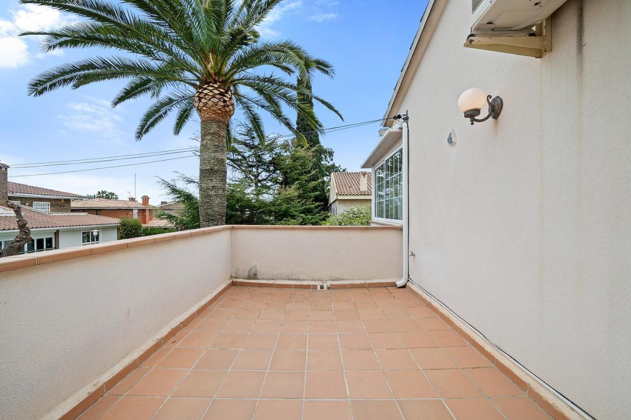 Global Maria - Villa With Bbq In Cambrils Exterior photo