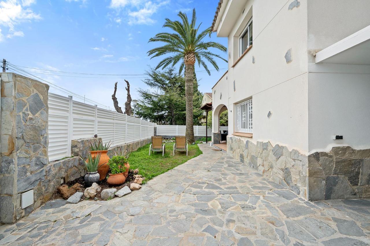 Global Maria - Villa With Bbq In Cambrils Exterior photo